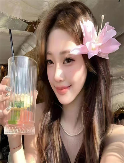 一个人免费观看WWW高清动漫_十大禁用的免费_年轻的女职工在线观看